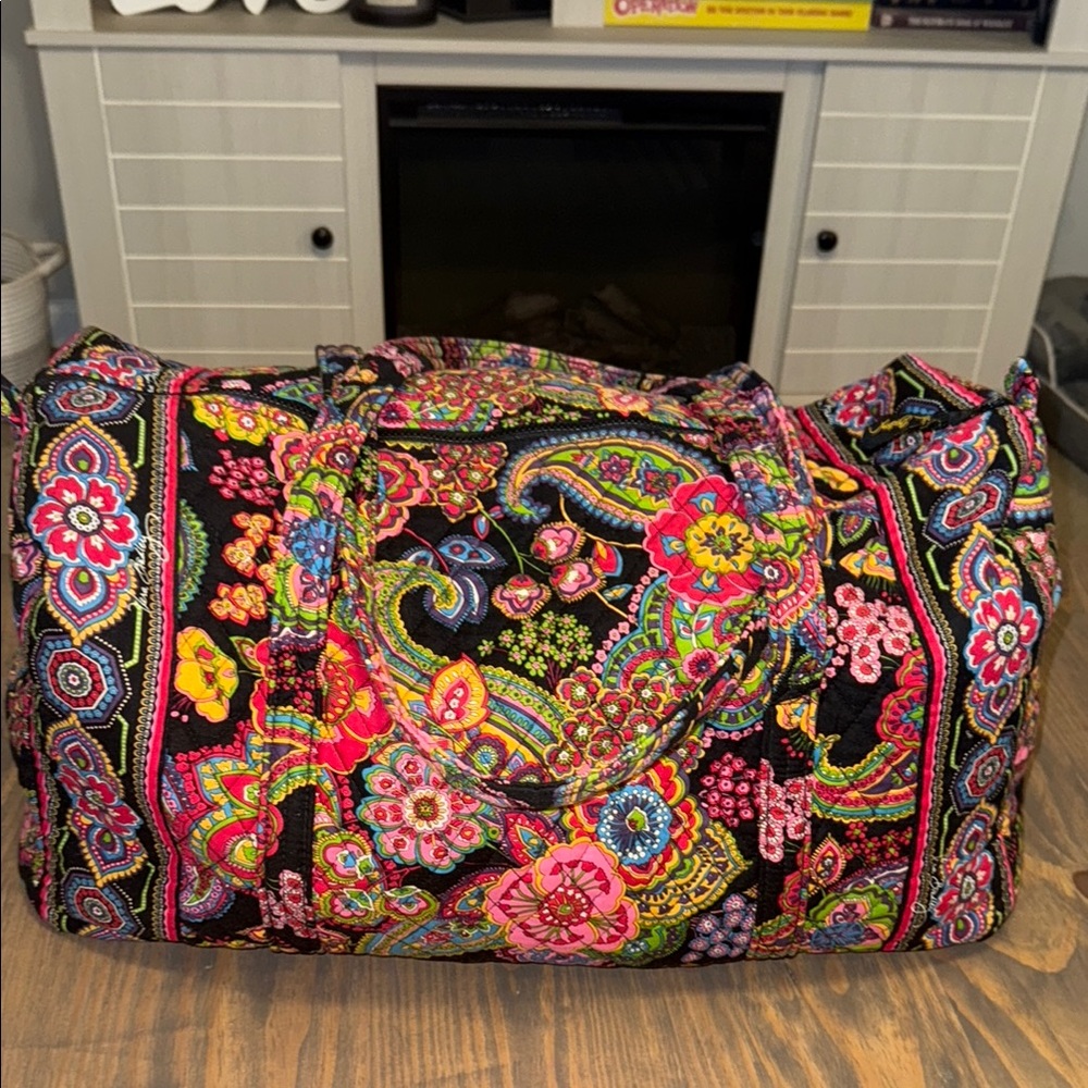 Vera Bradley Symphony In Hue Quilted Floral/ Paisley Large Duffle Bag